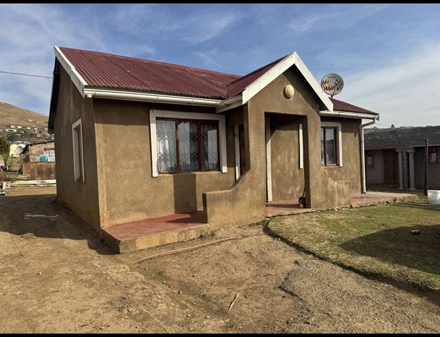 2 BEDROOM FREEHOLD FOR SALE IN MPOPHOMENI
